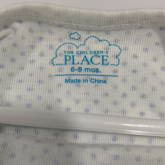 Children’s Place Unisex Onesie - Picture 7 of 8
